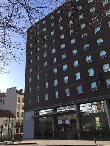 Отель Ibis Budget Porte De Vincennes 2*